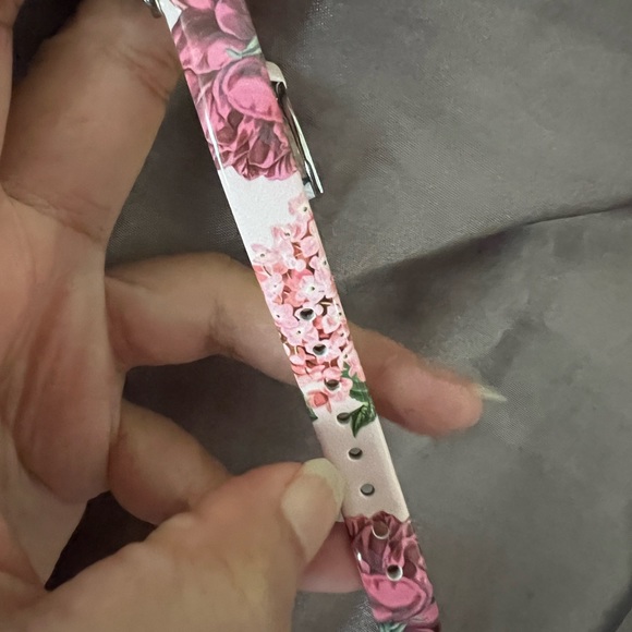 Ted baker watch with floral strap - Picture 9 of 10
